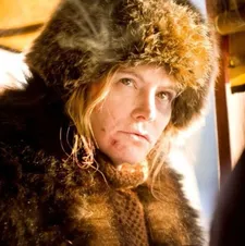 Daisy Domergue (Jennifer Jason Leigh): On cinematographer Bob Richardson "It's just his lighting is so gorgeous.